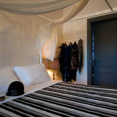 Casadodici Bed & Breakfast