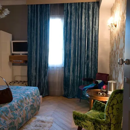 Bed & Breakfast Casadodici 3*